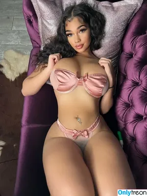 Lexi2Legit / SeeLexi2Legitt / hott4lexi nude photo #0037