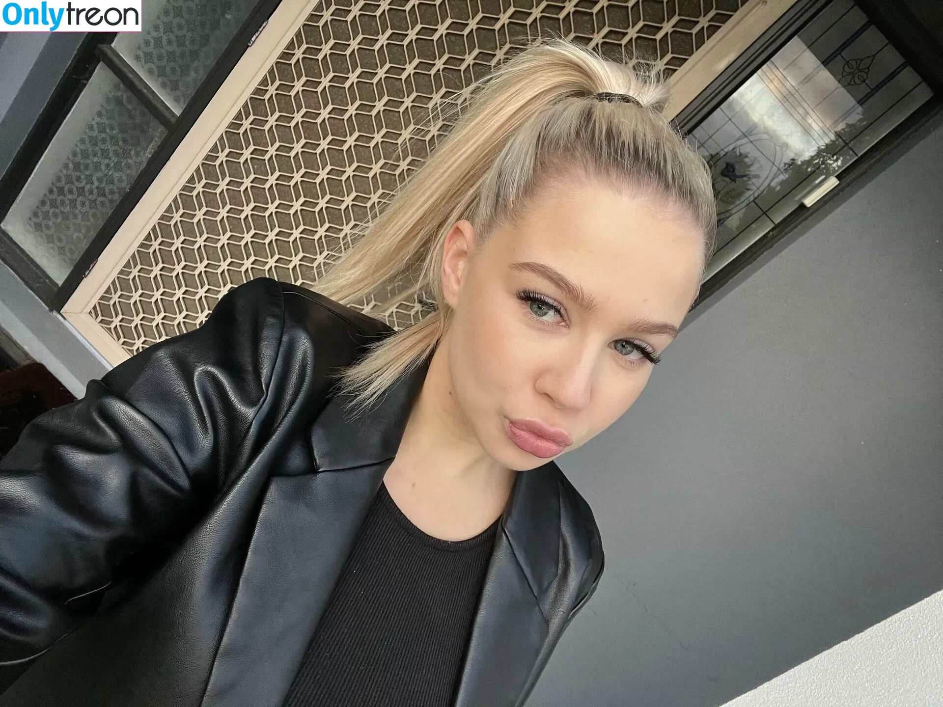 Lexibaby3 nude photo #0168 (Sexy Lexi / aussieblondebabe / lexibabyx3)