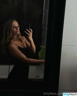 Lexifever / Huntervalentinex / lapswithlex_ nude photo #0001