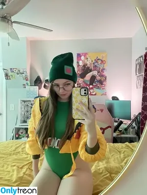 Lexilemonhead nude photo #0002