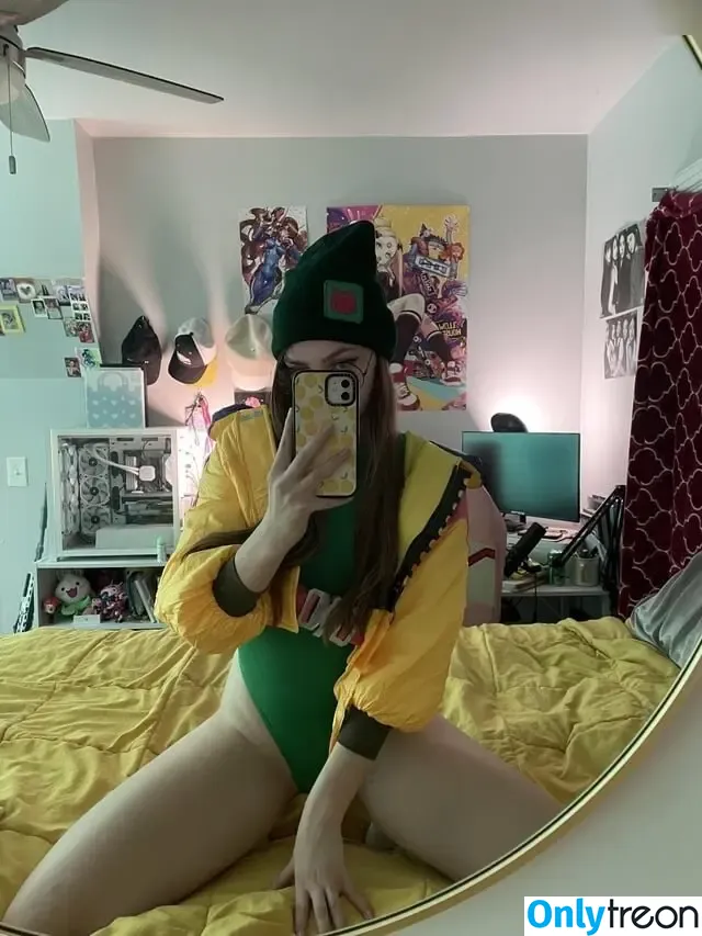 Lexilemonhead nude photo #0003 (Lexilemonhead)
