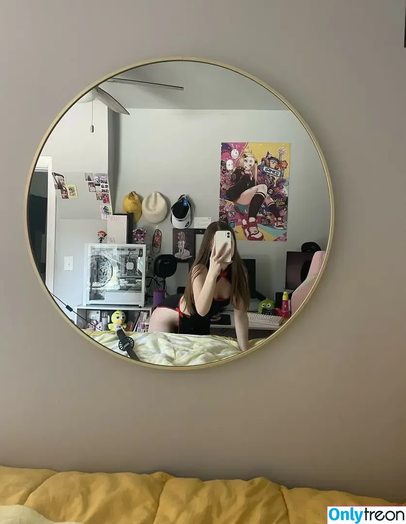 Lexilemonhead nude photo #0073 (Lexilemonhead)