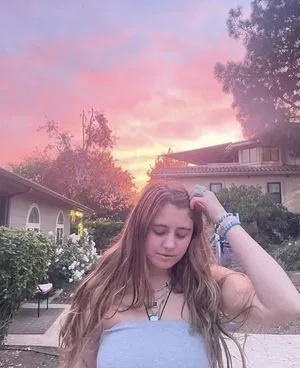 Lia Marie Johnson / LiaMarieJohnson / lia nude photo #0002