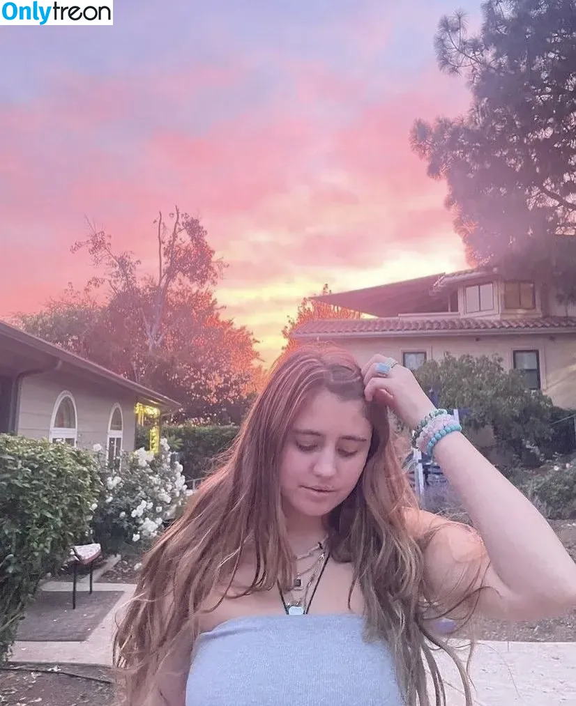 Lia Marie Johnson nude photo #0002 (LiaMarieJohnson / lia)