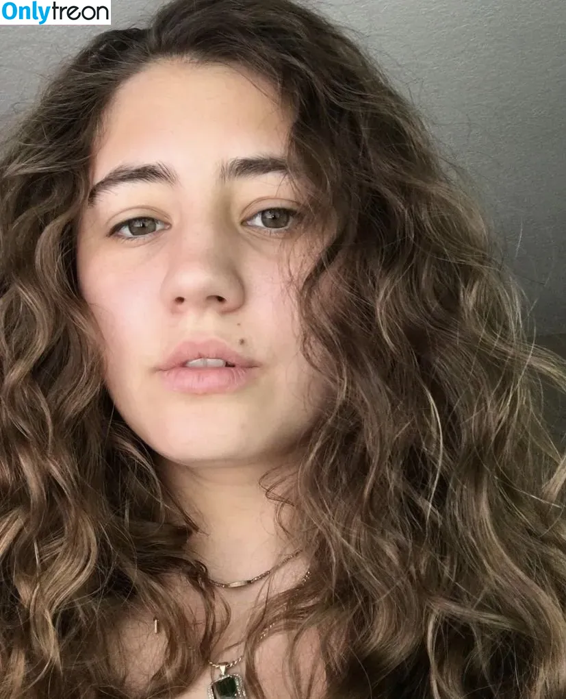 Lia Marie Johnson nude photo #0010 (LiaMarieJohnson / lia)
