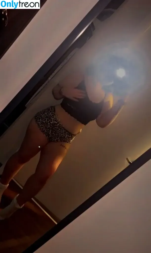 liaamorgann nude photo #0011 (liaamorgann)