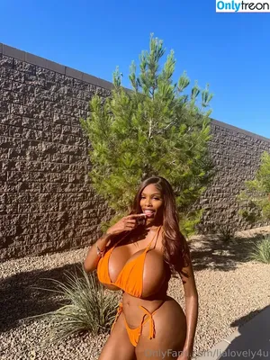 lialovely4u / iamlialovely nude photo #0007