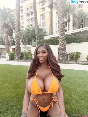 lialovely4u / iamlialovely nude photo #0009