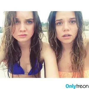 Liana Liberato / lianaliberato nude photo #0001
