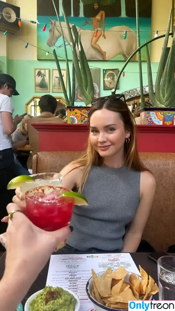 Liana Liberato nude photo #0019 (lianaliberato)