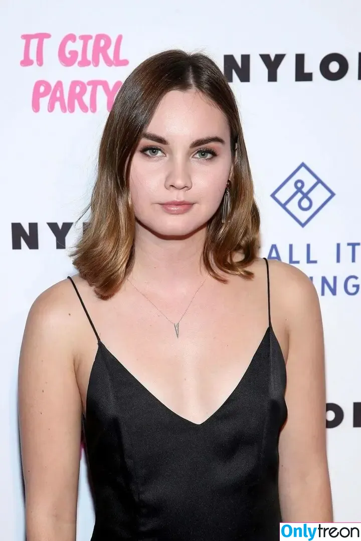 Liana Liberato nude photo #0071 (lianaliberato)