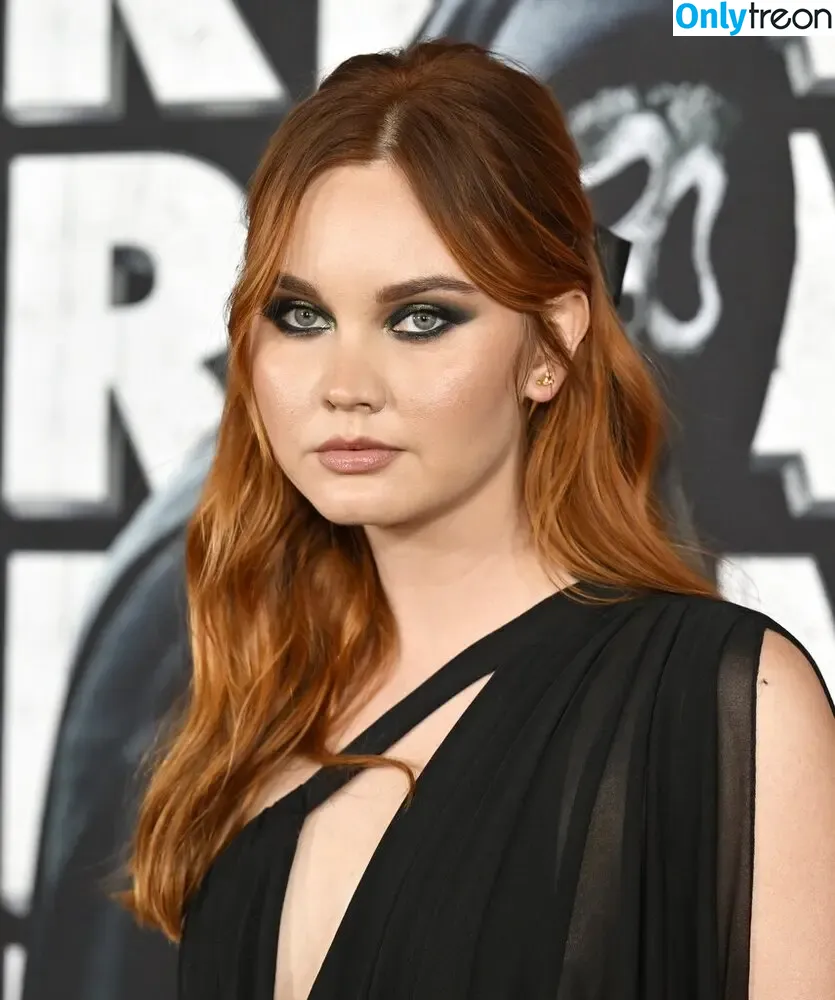 Liana Liberato nude photo #0096 (lianaliberato)