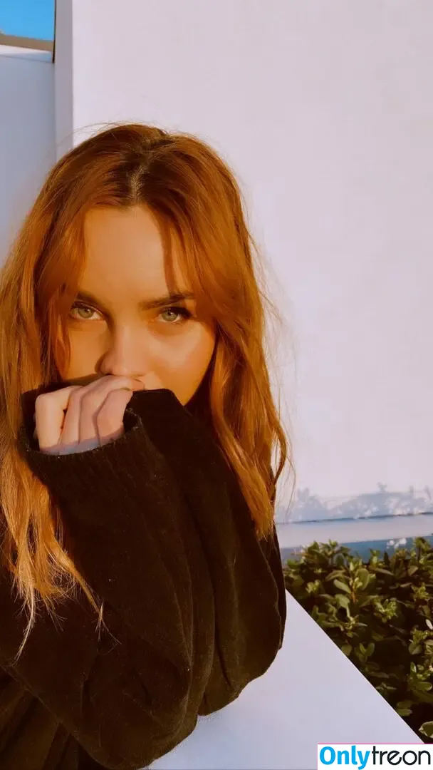 Liana Liberato nude photo #0100 (lianaliberato)