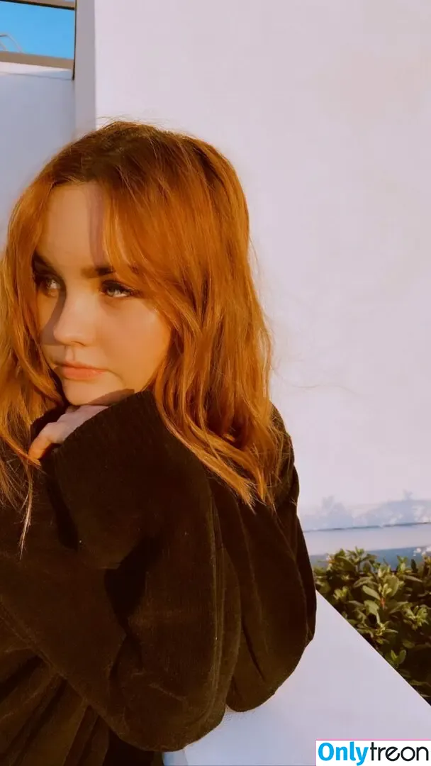 Liana Liberato nude photo #0101 (lianaliberato)