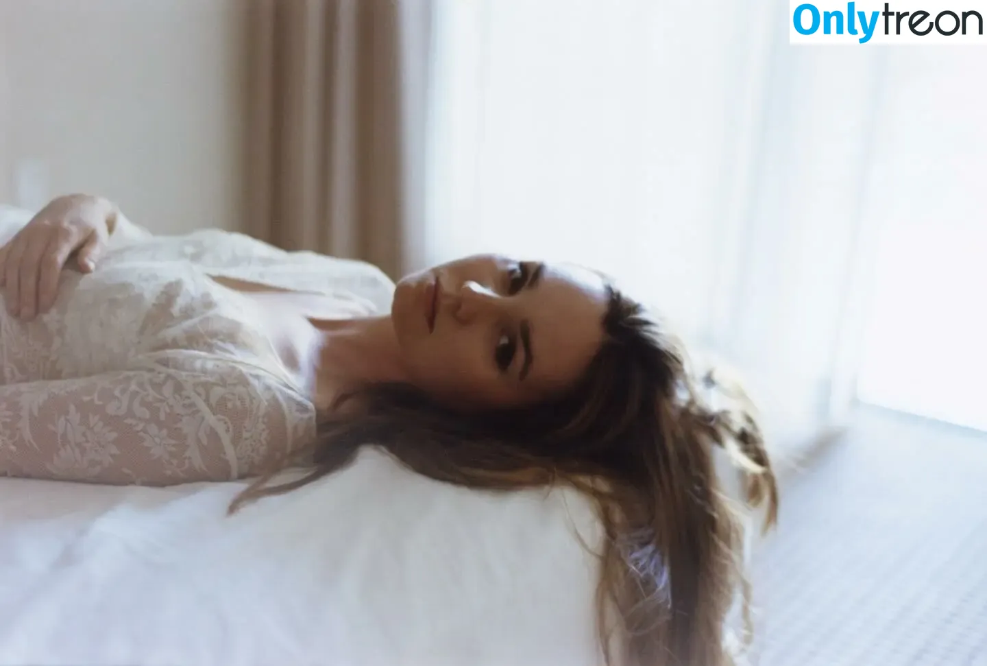 Liana Liberato nude photo #0108 (lianaliberato)