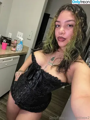 lianiiixox2 / lianaxoxoxo nude photo #0006