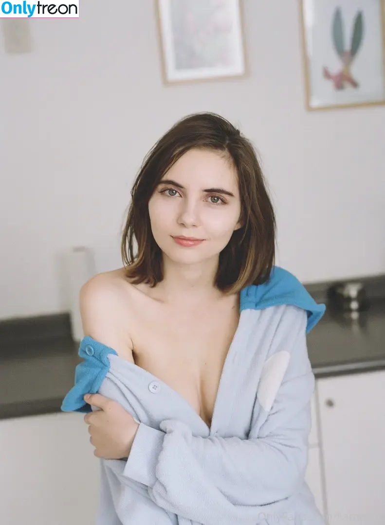 Liara Roux nude photo #0167 (liararoux)