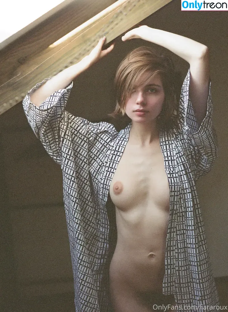Liara Roux nude photo #0234 (liararoux)