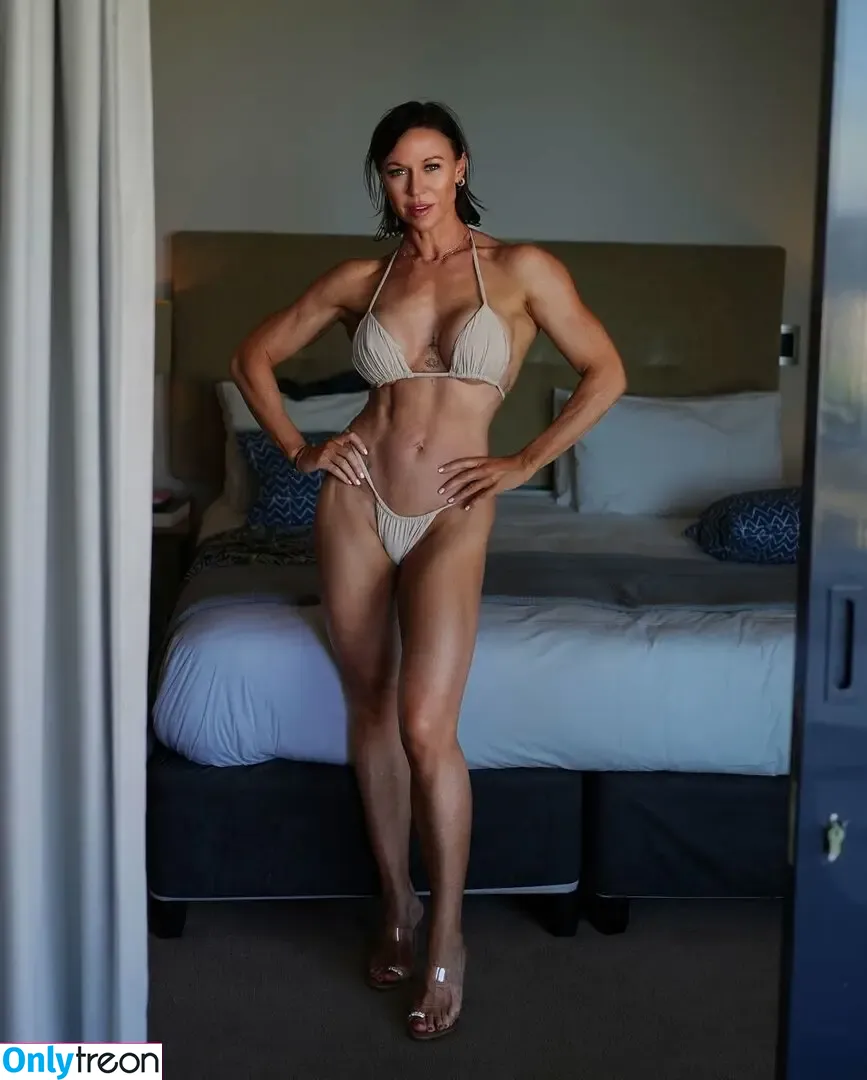 lieslfitmom nude photo #0030 (liesl damstra)