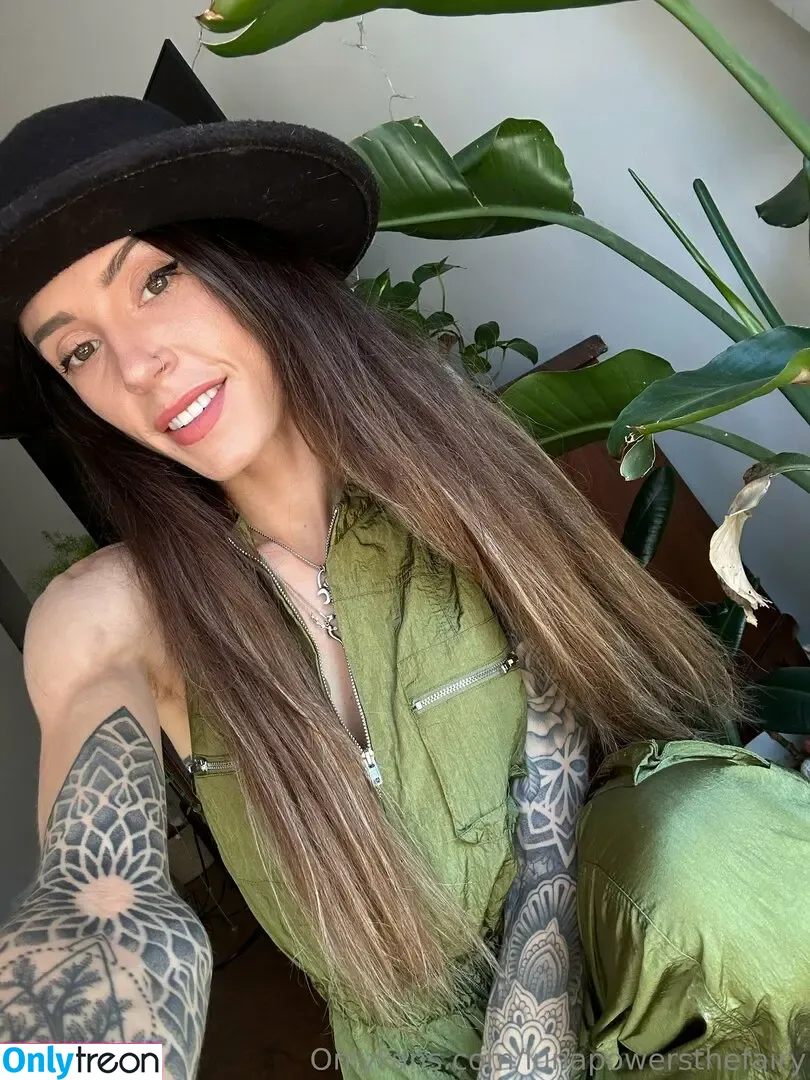 lifewithlunaxo nude photo #0035 (life.with.luna.xo)