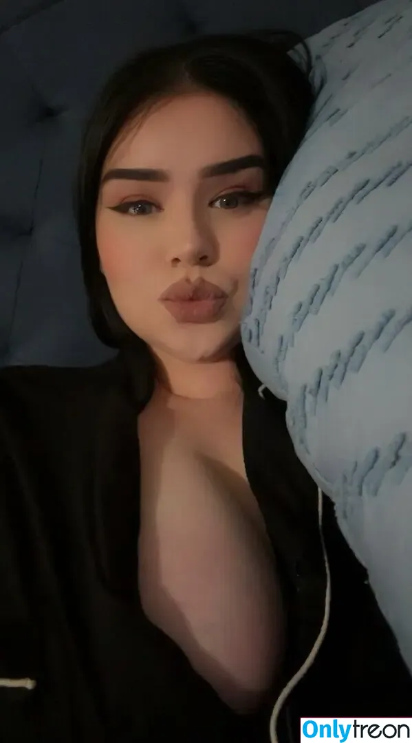 Liiinduh nude photo #0012 (lillyiinax)