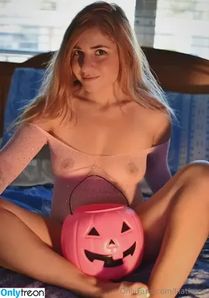 Lil Athena / lilathena / lilathenaofficial2 nude photo #0068