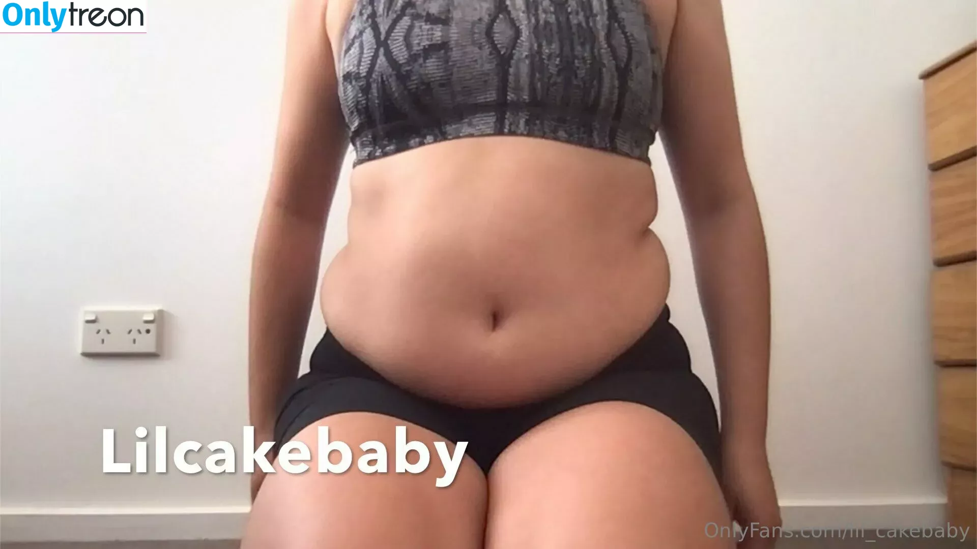 lil_cakebaby nude photo #0001 (lil_cakebaby)