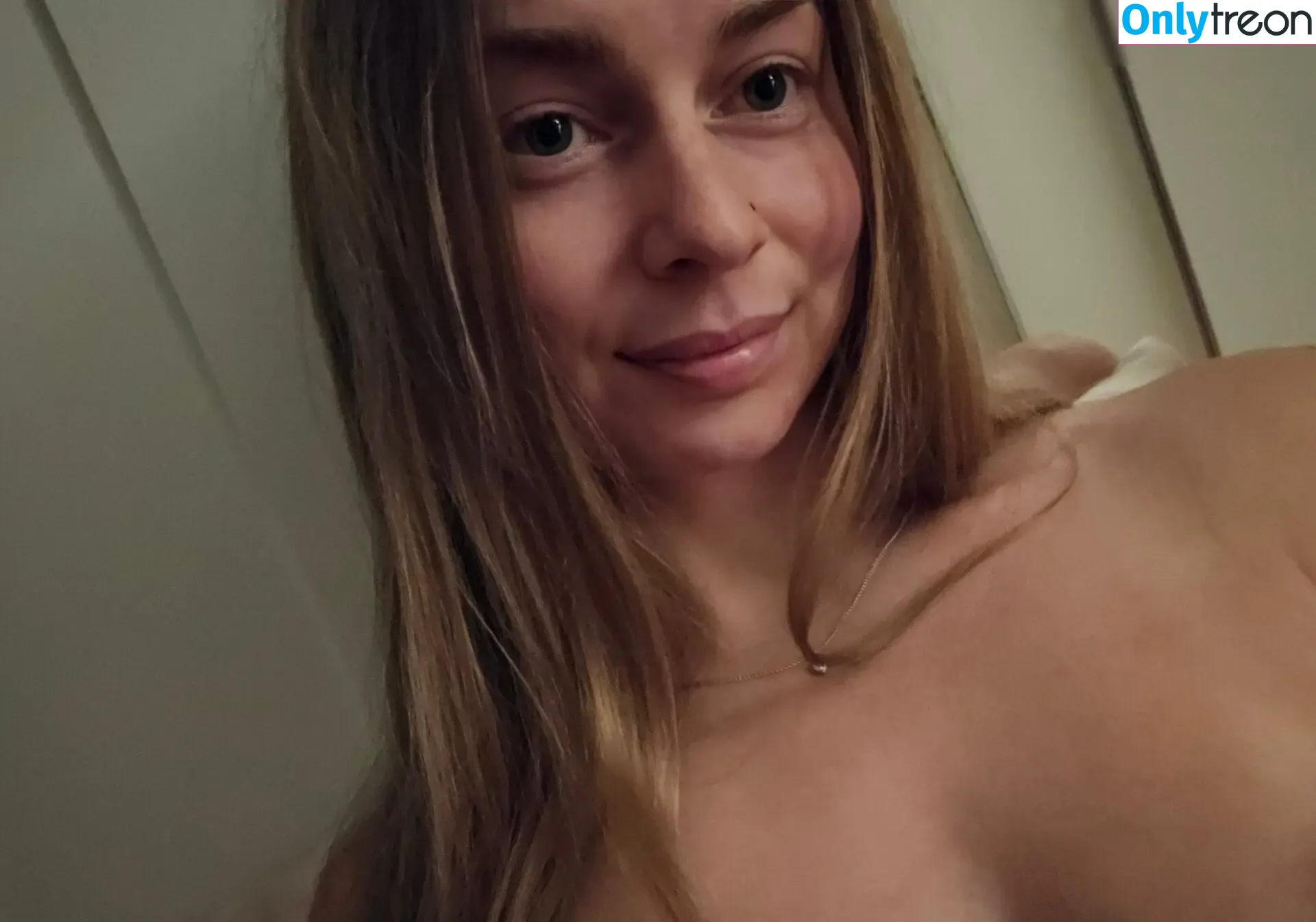 lil_hanne nude photo #0777 (kalemia / lilhanne)