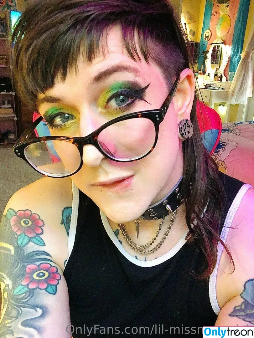 lil-missmaverick nude photo #0037 (miss_midnight_maverick)