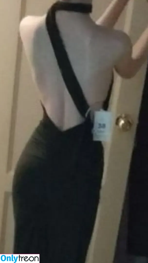 Lil Yves nude photo #0175 (ccyves / lilyves)
