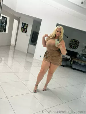 lila_lovelyxxx / lilla_lovelyy nude photo #0075