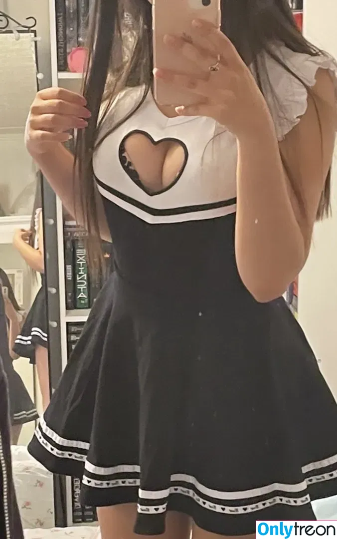 lilaxgsm nude photo #0013 (kittyxcat / lilagamble)