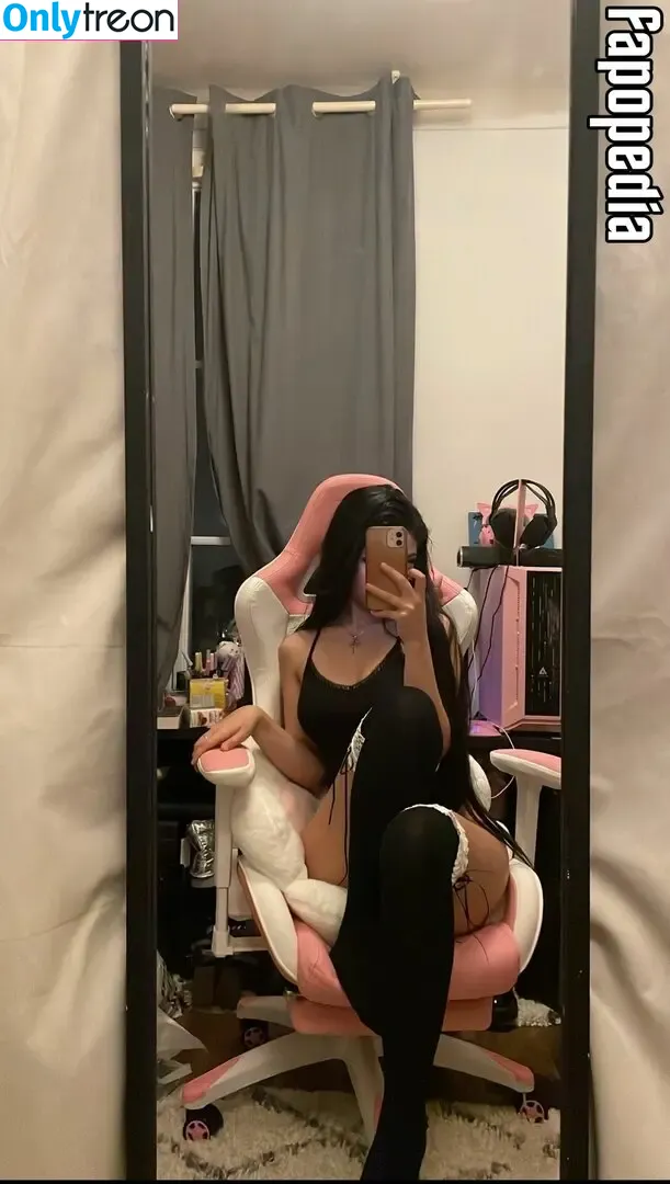 lilaxgsm nude photo #0215 (kittyxcat / lilagamble)