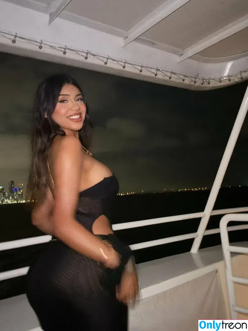 lildedjanet69 nude photo #0003 (lildedjanet__)