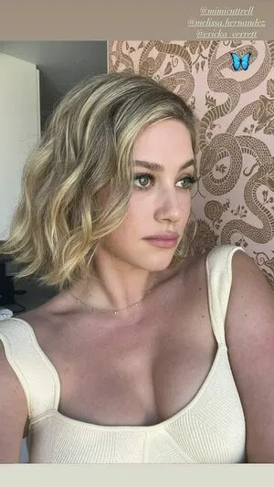 Lili Reinhart / Unpublished Photos / lilireinhart nude photo #0049