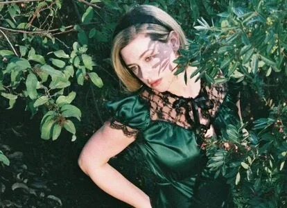 Lili Reinhart / Unpublished Photos / lilireinhart nude photo #0170