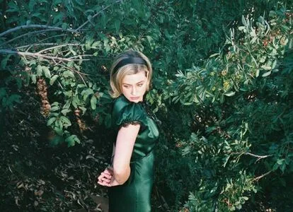Lili Reinhart / Unpublished Photos / lilireinhart nude photo #0172