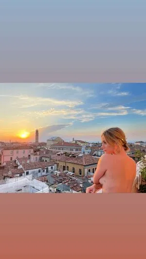 Lili Reinhart / Unpublished Photos / lilireinhart nude photo #0173