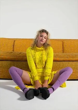 Lili Reinhart / Unpublished Photos / lilireinhart nude photo #0189