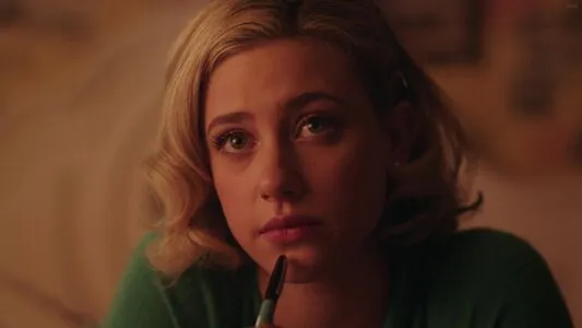 Lili Reinhart / Unpublished Photos / lilireinhart nude photo #0209