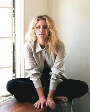 Lili Reinhart / Unpublished Photos / lilireinhart nude photo #0215