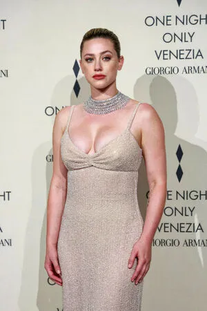 Lili Reinhart / Unpublished Photos / lilireinhart nude photo #0245