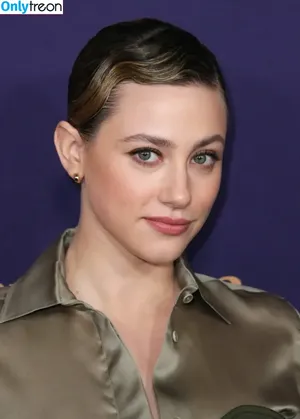 Lili Reinhart / Unpublished Photos / lilireinhart nude photo #0367