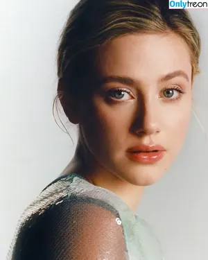 Lili Reinhart / Unpublished Photos / lilireinhart nude photo #0421