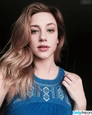 Lili Reinhart / Unpublished Photos / lilireinhart nude photo #0487