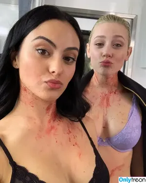 Lili Reinhart / Unpublished Photos / lilireinhart nude photo #0531