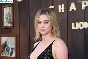 Lili Reinhart / Unpublished Photos / lilireinhart nude photo #0647