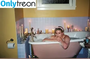 Lili Reinhart / Unpublished Photos / lilireinhart nude photo #0744