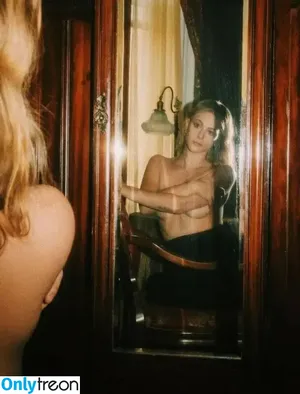 Lili Reinhart / Unpublished Photos / lilireinhart nude photo #0745