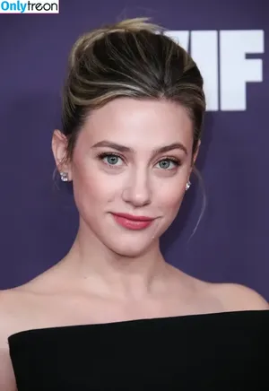 Lili Reinhart / Unpublished Photos / lilireinhart nude photo #0857
